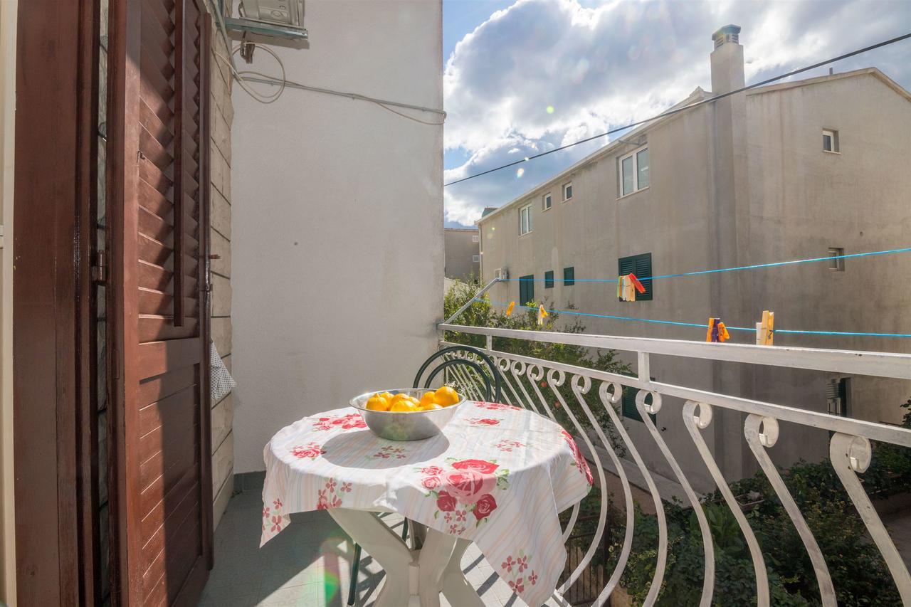 Apartments Zeljko Makarska Exterior foto