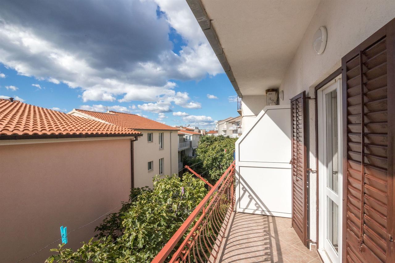 Apartments Zeljko Makarska Exterior foto